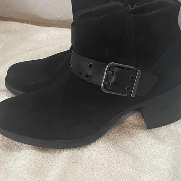 Clarks leather suede black boot - Picture 2 of 4